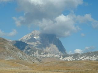 The Role of Collapsing Mountains in Italy’s Recent Earthquake