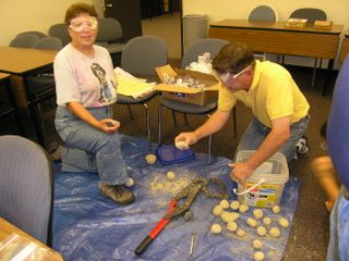 Micro Meeting Cracks Geodes