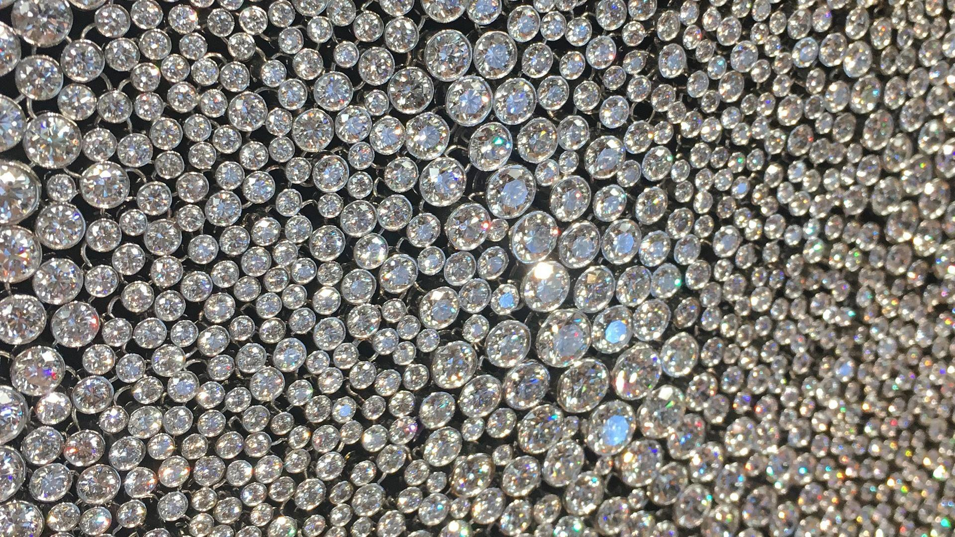 PBS NOVA: Treasures of the Earth: Gems