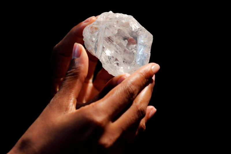Mineral Monday #1: Here’s How Much It Costs to Buy a Diamond the Size of a Tennis Ball