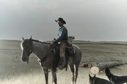 Dinosaur Cowboys Are Hunting for the Next $32 Million T. Rex