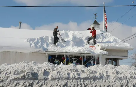 6 feet of snow in Buffalo: What causes lake-effect storms like this?