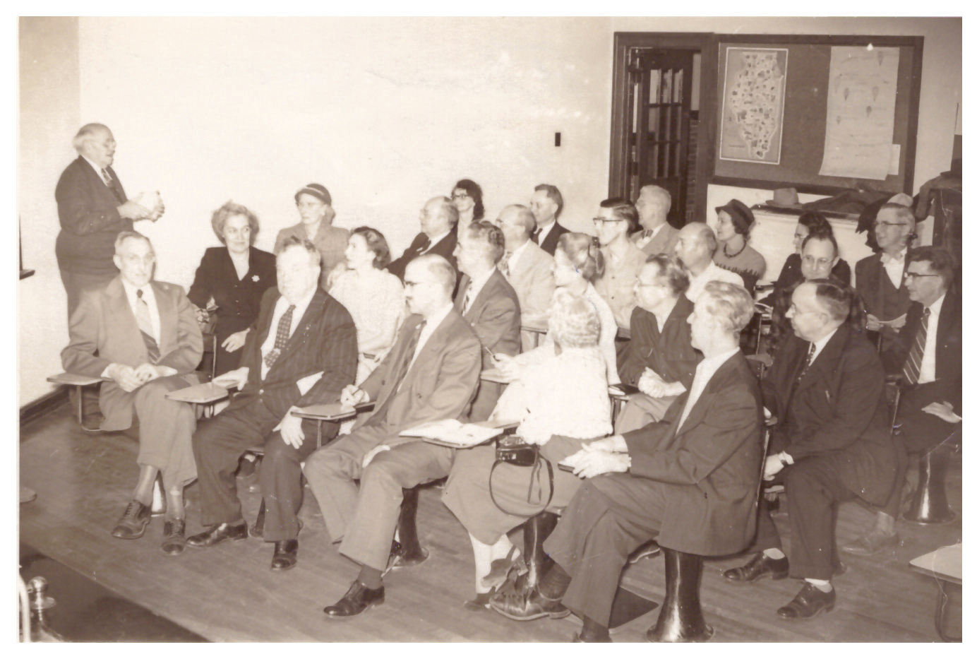 Throwback Thursday #144 – Geology Class Fall 1953