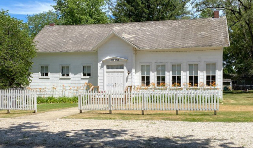 Throwback Thursday #190: Carbon Hill School Museum