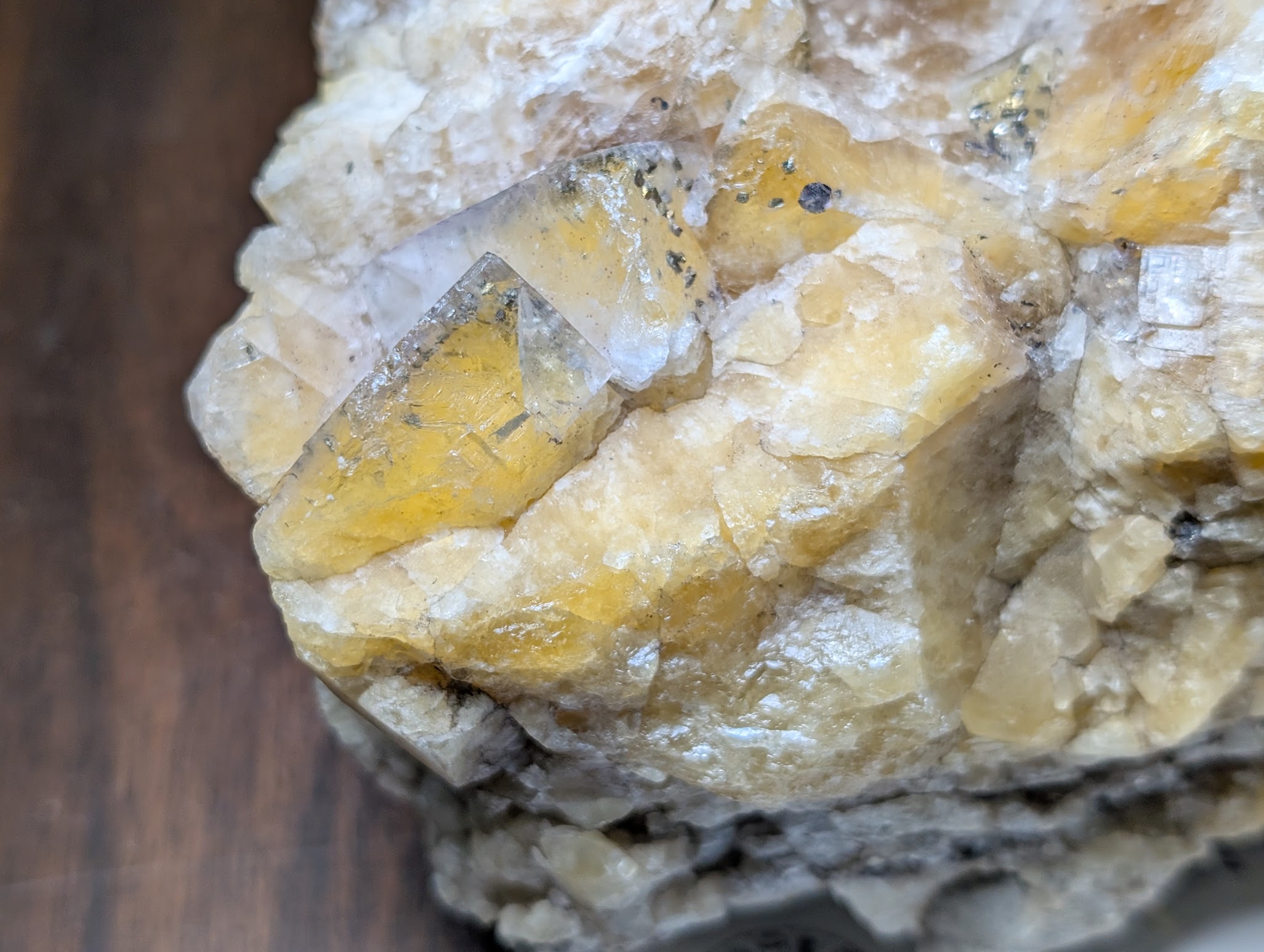 2026 ESCONI Gem, Mineral, and Fossil Show – Preview #9: Yellow Fluorite from the Minerva Mine